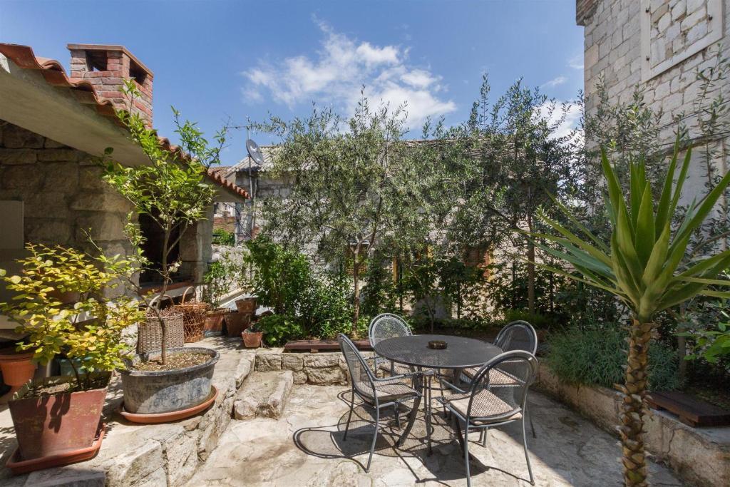 Apartments Varos Split Bilik gambar