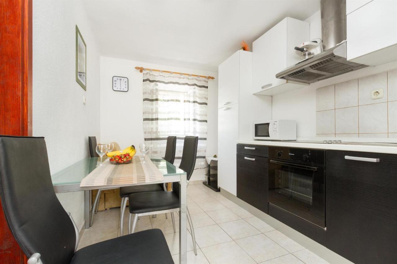 Apartments Varos Split Bilik gambar